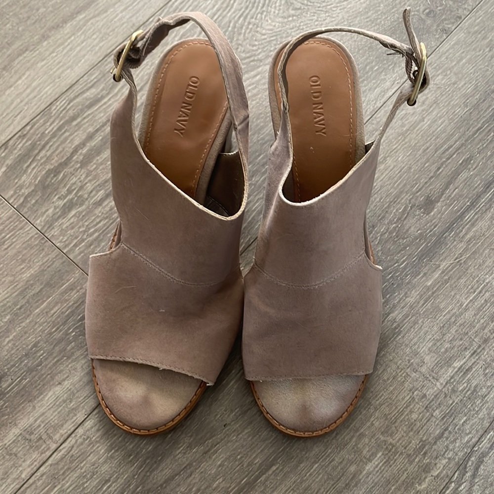 Old Navy sandals
